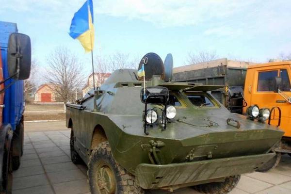 Патриоты Украины передали бойцам в зону АТО отремонтированную технику Патриоты Украины передали бойцам в зону АТО отремонтированную технику