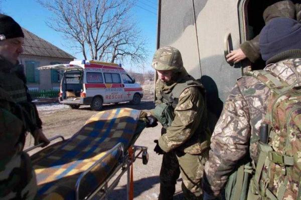 Медик Галина Алмазова: С Дебальцево вышли, те кто смог... Медик Галина Алмазова: С Дебальцево вышли, те кто смог...