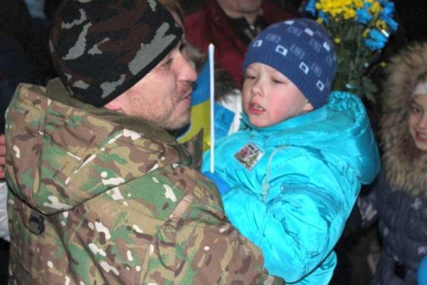 Львов: бойцы приехали на побывку из зоны АТО 