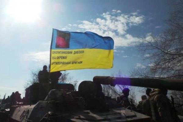 ВСУ продолжает отвод тяжелого вооружения