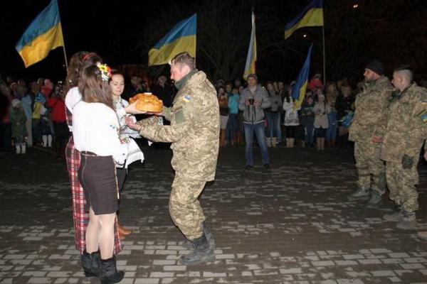 Бойцы 128-й отдельной горно-пехотной бригады вернулись с горячего Донбасса Бойцы 128-й отдельной горно-пехотной бригады вернулись с горячего Донбасса