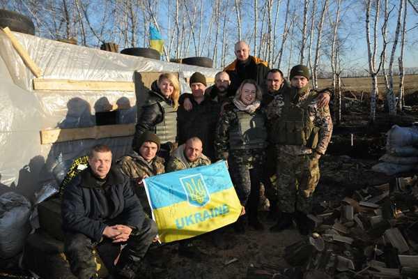 Нацгвардейцы на передовой: Здесь отношения даже больше чем человеческие, даже больше чем братские