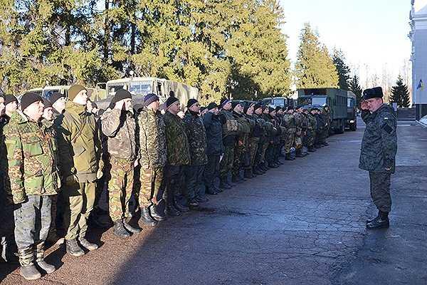 Нацгвардейцы-артиллеристы отправились на обучение 
