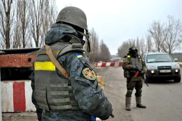 Напряженные и тяжелые будни нацгвардейцев в зоне АТО  Напряженные и тяжелые будни нацгвардейцев в зоне АТО