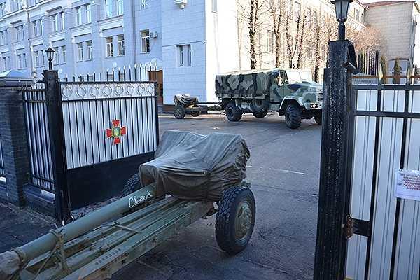 Нацгвардейцы-артиллеристы отправились на обучение 