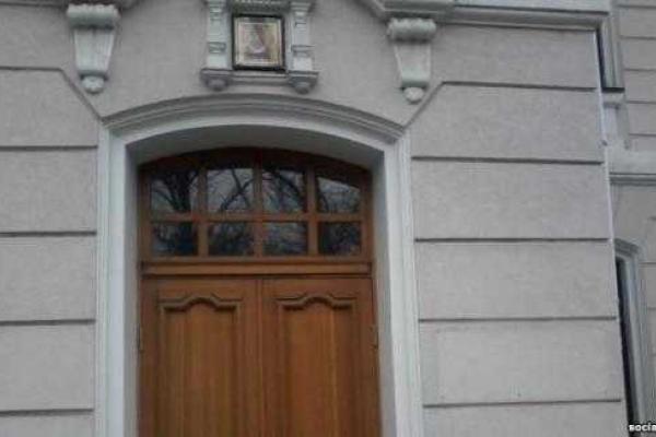 Крымские власти закрыли музей украинской вышивки