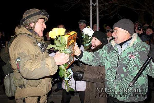 Бойцы спецподразделения "Свитязь" вернулись на малую Родину из зоны АТО Бойцы спецподразделения "Свитязь" вернулись на малую Родину из зоны АТО