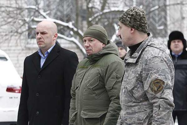 Сводный отряд милиции Черниговщины отправился на Восток Украины Сводный отряд милиции Черниговщины отправился на Восток Украины