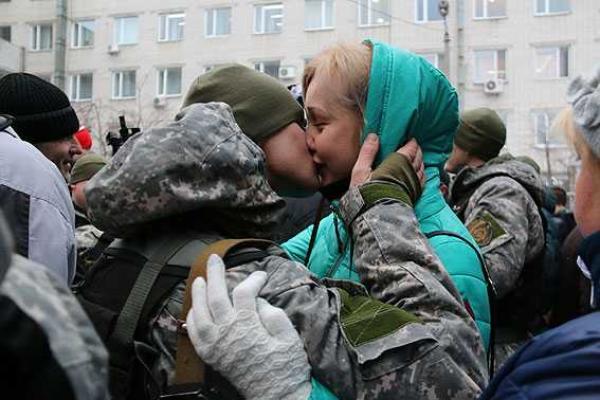 Сводный отряд милиции Черниговщины отправился на Восток Украины Сводный отряд милиции Черниговщины отправился на Восток Украины