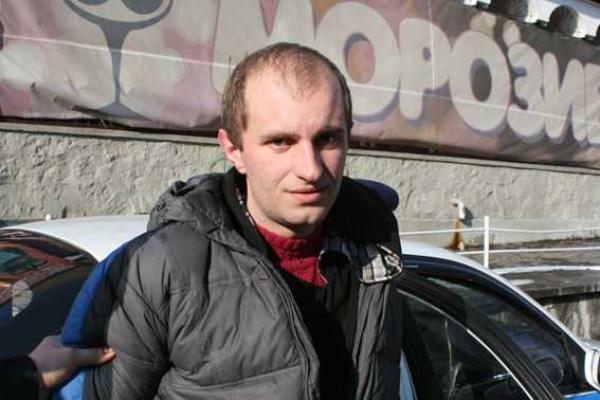 Ровенские патрульные по "горячим" следам задержали двух мужчин, совершивших грабеж Ровенские патрульные по "горячим" следам задержали двух мужчин, совершивших грабеж