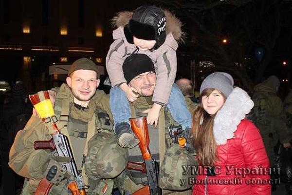 Бойцы спецподразделения "Свитязь" вернулись на малую Родину из зоны АТО Бойцы спецподразделения "Свитязь" вернулись на малую Родину из зоны АТО