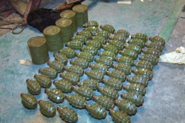 Одесские правоохранители задержали крупную группировку торговцев оружием Одесские правоохранители задержали крупную группировку торговцев оружием