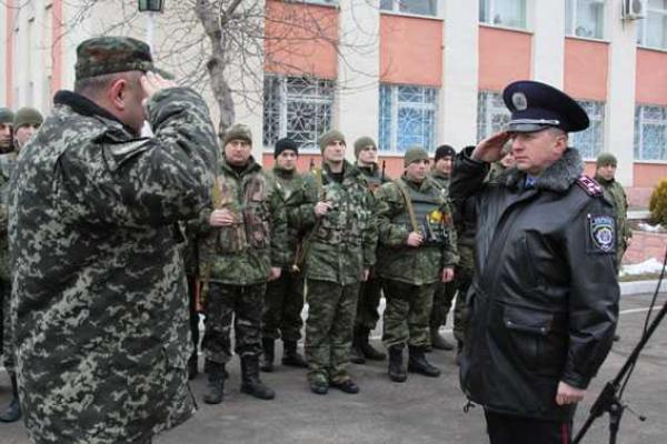На Винничине в зону АТО проводили бойцов сводного отряда милиции и спецназовцев батальона "Винница"