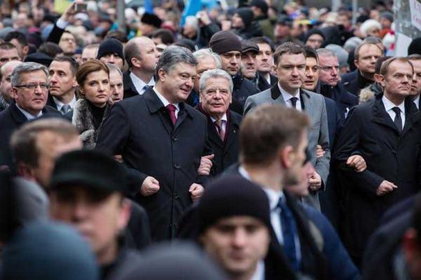 Члены Правительства Украины приняли участие в Шествии Достоинства в Киеве  Члены Правительства Украины приняли участие в Шествии Достоинства в Киеве