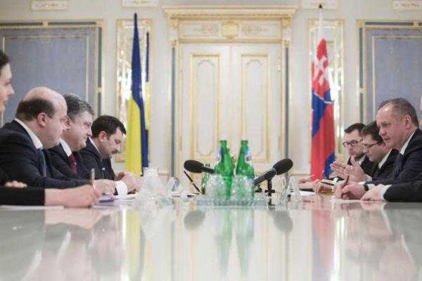 Президенты Украины и Словакии обсудили перспективы развития сотрудничества Президенты Украины и Словакии обсудили перспективы развития сотрудничества