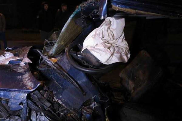 ДТП в Киеве превратило престижные машины в груду металлолома, есть жертвы ДТП в Киеве превратило престижные машины в груду металлолома, есть жертвы