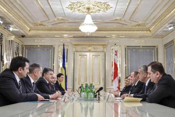 Президент Грузии: Каждый грузин сегодня с Украиной Президент Грузии: Каждый грузин сегодня с Украиной