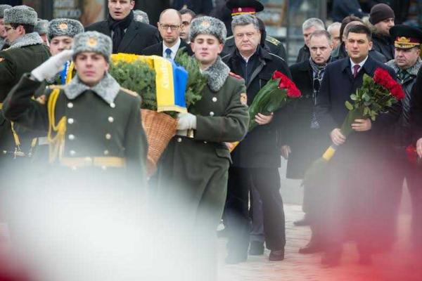 Президент Украины почтил память участников боевых действий Президент Украины почтил память участников боевых действий