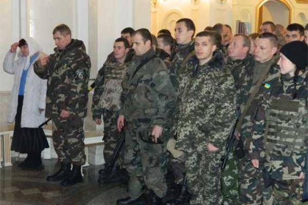В горячую точку Украины вновь отправился батальон "Кировоград" В горячую точку Украины вновь отправился батальон "Кировоград"