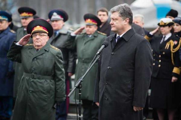 Президент вручил дипломы выпускникам-отличникам Национального университета обороны Президент вручил дипломы выпускникам-отличникам Национального университета обороны