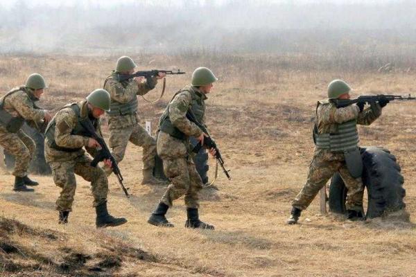 Главнокомандующий ВСУ проинспектировал подготовку мобилизированных бойцов Главнокомандующий ВСУ проинспектировал подготовку мобилизированных бойцов