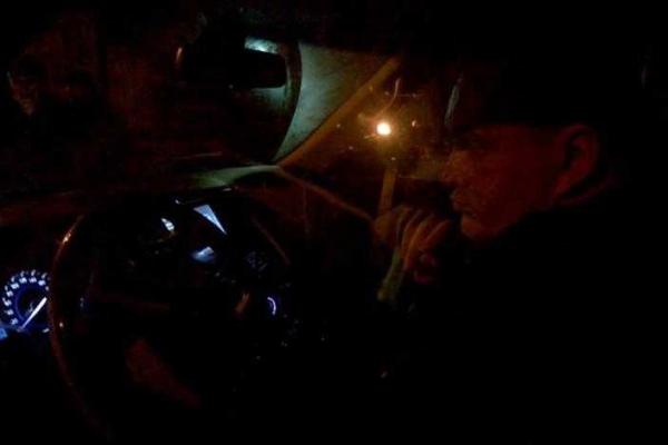 Продолжается противостояние киевлян с незаконными застройщиками на стройплощадке "Сосновый бор" Продолжается противостояние киевлян с незаконными застройщиками на стройплощадке "Сосновый бор"