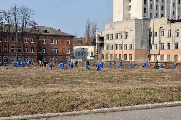 Коллектив Харьковского университета ВС провел День окружающей среды Коллектив Харьковского университета ВС провел День окружающей среды