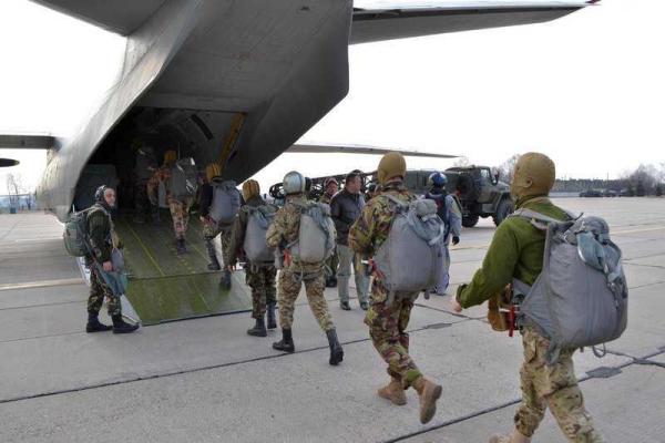 Спецназовцы ВСУ отработали десантирование в условный тыл противника 