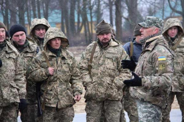 На Львовщине начались учения для мобилизованных бойцов На Львовщине начались учения для мобилизованных бойцов