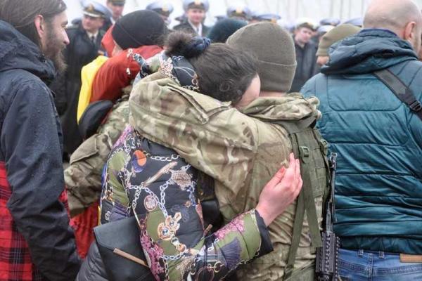 Подразделение спецназначения украинских ВМС вернулось с Донбасса в родную Одессу Подразделение спецназначения украинских ВМС вернулось с Донбасса в родную Одессу