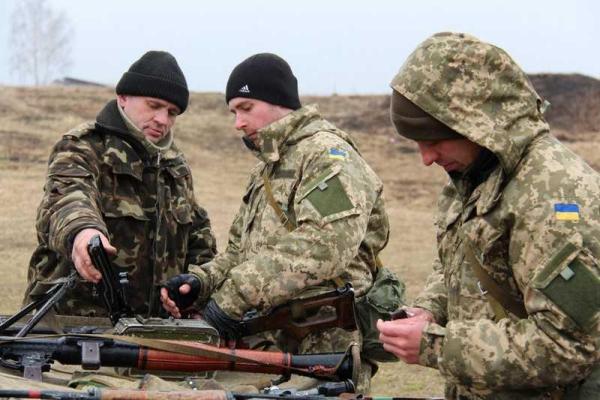 На Львовщине начались учения для мобилизованных бойцов На Львовщине начались учения для мобилизованных бойцов
