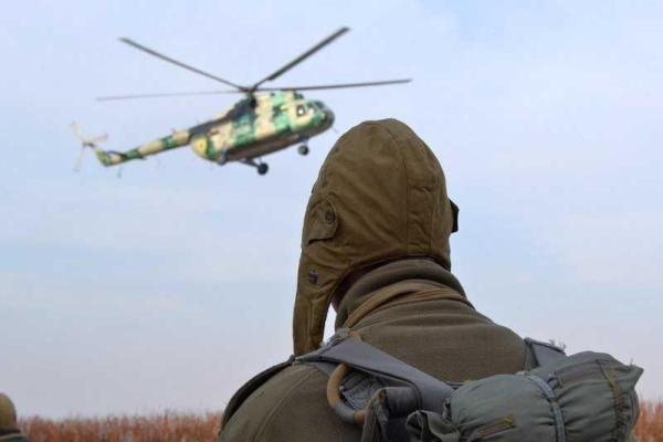 Спецназовцы ВСУ отработали десантирование в условный тыл противника 