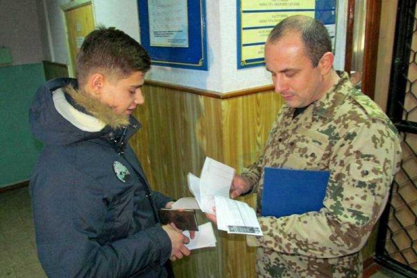 На Харьковщине заканчивается подготовка к весеннему призыву юношей на срочную военную службу На Харьковщине заканчивается подготовка к весеннему призыву юношей на срочную военную службу
