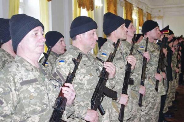 В Одессе мобилизованные офицеры запаса приняли Военную присягу В Одессе мобилизованные офицеры запаса приняли Военную присягу