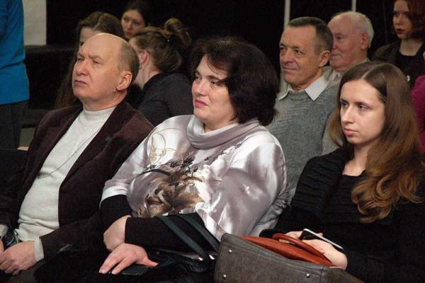 Киевский планетарий приглашает на выставку "Космос: машина времени" 