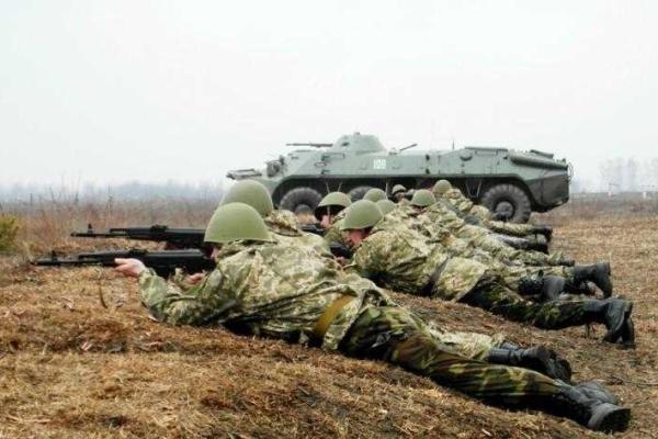 На Ровенщине комиссия проверила уровень подготовки мобилизованных бойцов На Ровенщине комиссия проверила уровень подготовки мобилизованных бойцов