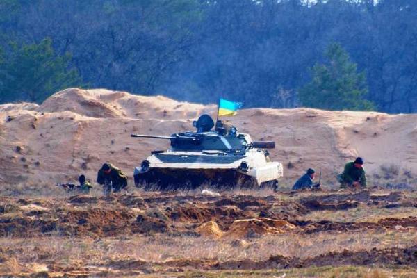 Тактические учения механизированных взводов провели на Днепропетровщине