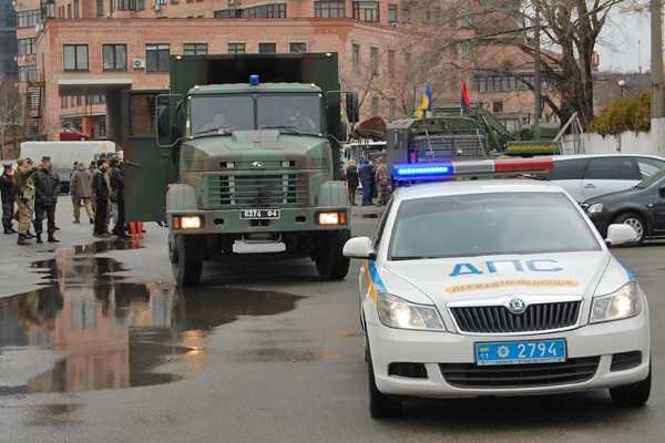 Бойцов батальона имени генерала Кульчицкого проводили на передовую в зону АТО Бойцов батальона имени генерала Кульчицкого проводили на передовую в зону АТО