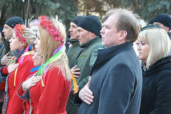 Гвардейцы в Славянске приняли участие в митинге, посвященном Т.Г. Шевченко 