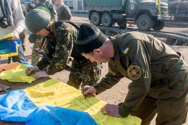 Харьковские добровольцы: мы будем стоят столько, сколько нужно - ради наших семей и детей!
