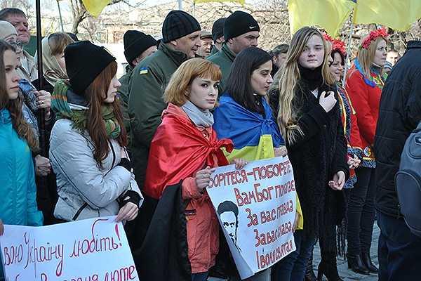 Гвардейцы в Славянске приняли участие в митинге, посвященном Т.Г. Шевченко 