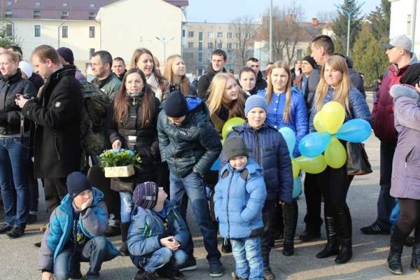 Опаленные войной буковинские десантники вернулись на малую Родину Опаленные войной буковинские десантники вернулись на малую Родину