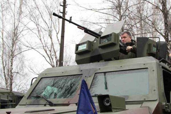 На базе Учебного центра Нацгвардии провели испытание военной техники На базе Учебного центра Нацгвардии провели испытание военной техники