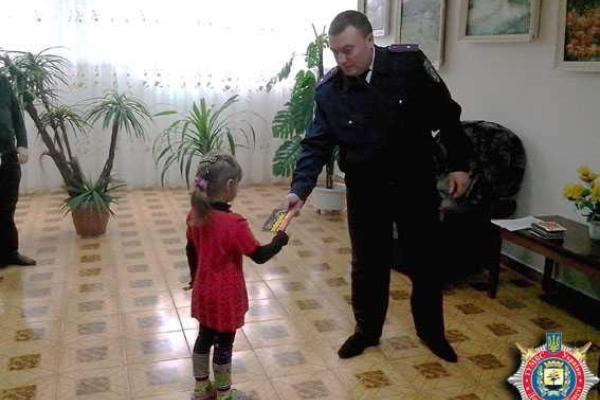 Дети из Дебальцево продолжат обучение и оздоровление на Днепропетровщине Дети из Дебальцево продолжат обучение и оздоровление на Днепропетровщине