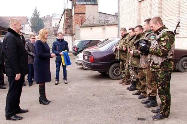 На помощь правоохранителям Донбасса едут коллеги с Прикарпатья На помощь правоохранителям Донбасса едут коллеги с Прикарпатья