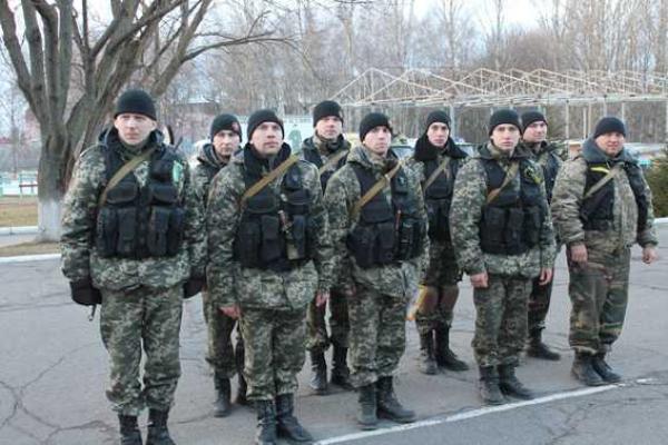 На Тернопольщину вернулись с Донбасса бойцы Нацгвардии На Тернопольщину вернулись с Донбасса бойцы Нацгвардии