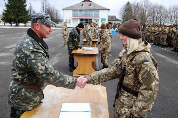 На Ровенском полигоне состоялось торжественное принятие присяги мобилизованными бойцами На Ровенском полигоне состоялось торжественное принятие присяги мобилизованными бойцами