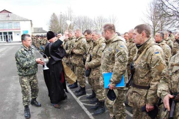 На Ровенском полигоне состоялось торжественное принятие присяги мобилизованными бойцами На Ровенском полигоне состоялось торжественное принятие присяги мобилизованными бойцами