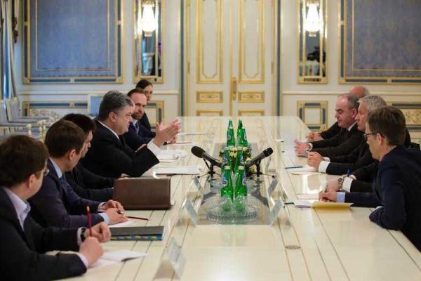 Порошенко провел встречу с Генеральным секретарем Совета Европы Порошенко провел встречу с Генеральным секретарем Совета Европы