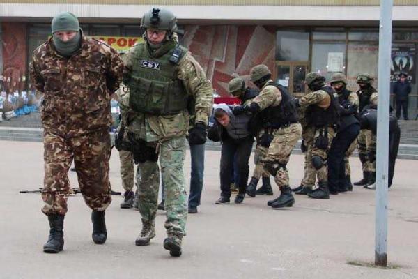 В Житомире провели масштабные учения антитеррористического центра В Житомире провели масштабные учения антитеррористического центра